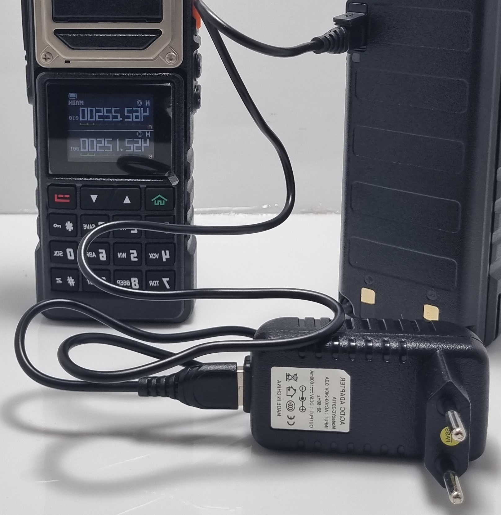 شارژر بیسیم باوفنگ UV-25 یووی 25